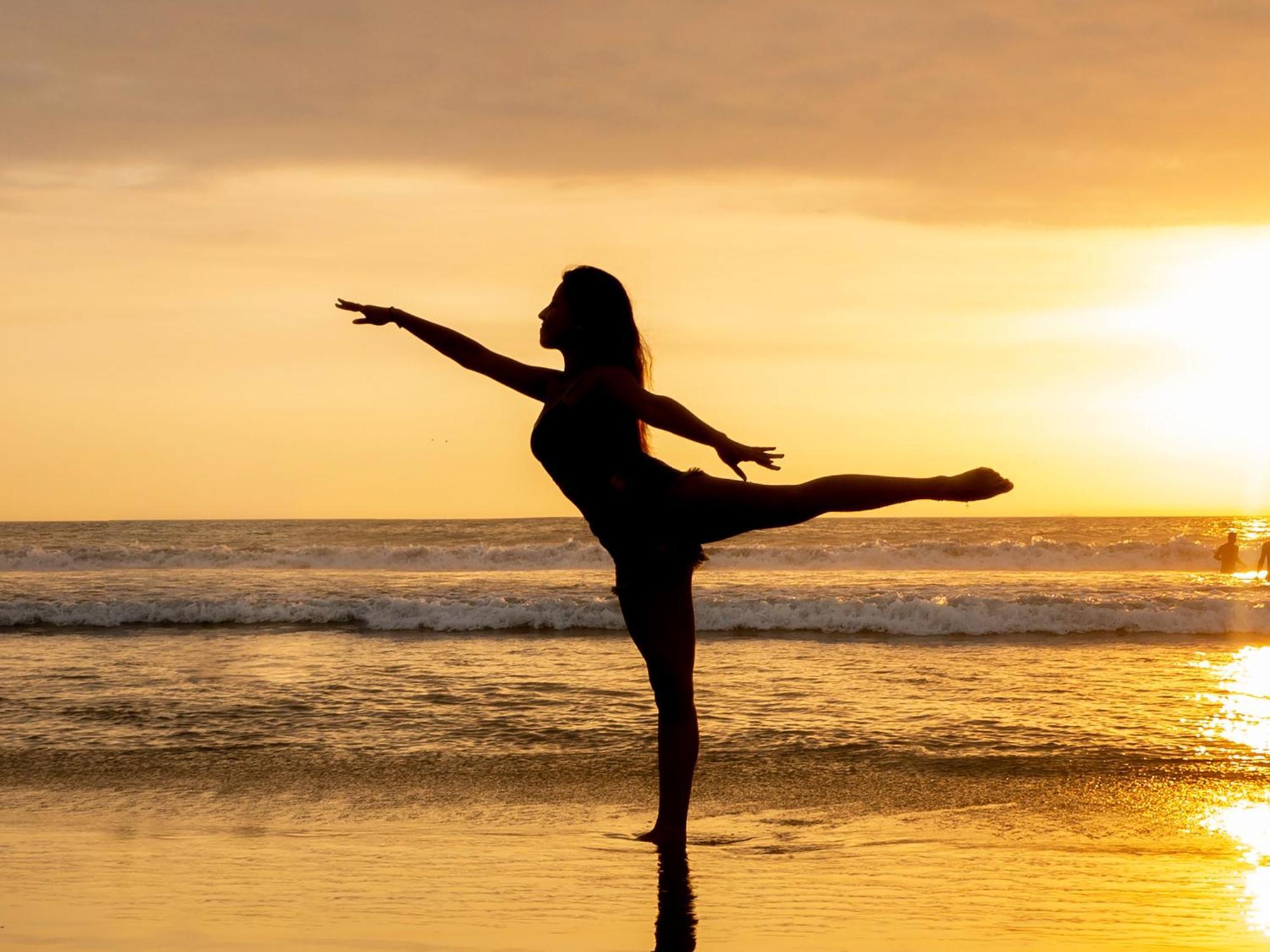 Tombo Beach Yoga E Bem-Estar Guaruja Exterior photo